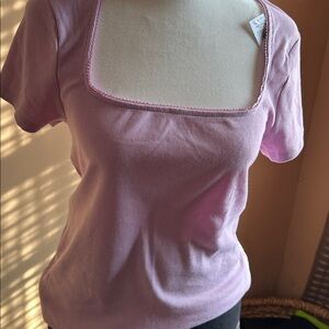 Old Navy Women's 1 Black Short Sleeve Top for $13.00  Lilac top 2 for $20.00